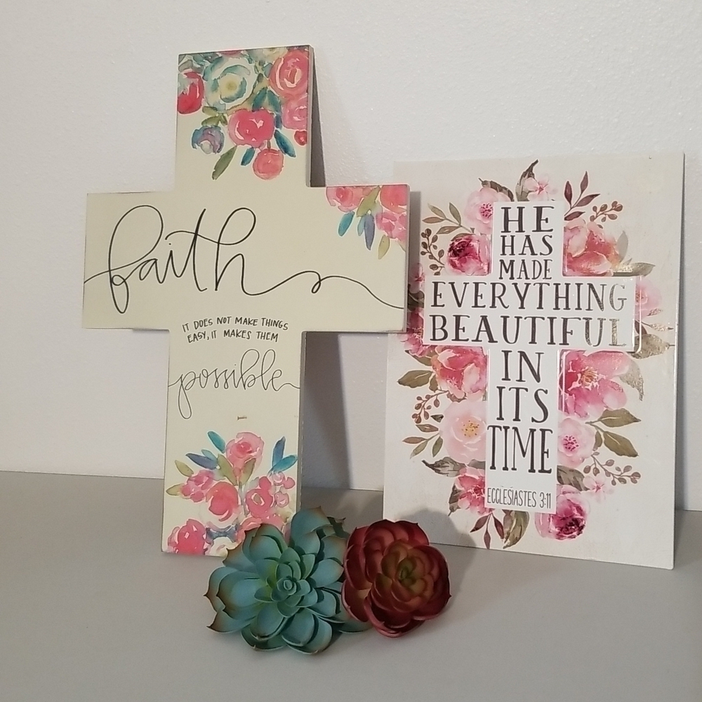 Bundle Inspirational Wall Cross & Plaque